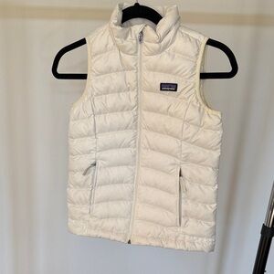 Patagonia White Puffer Vest